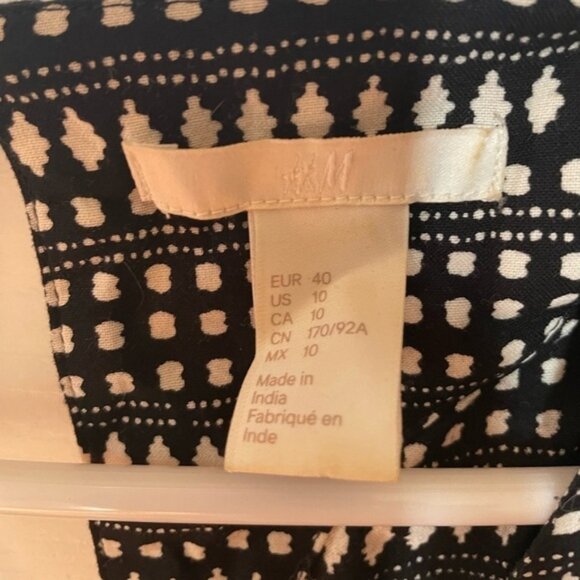 H&M dress size 10 - Picture 2 of 3